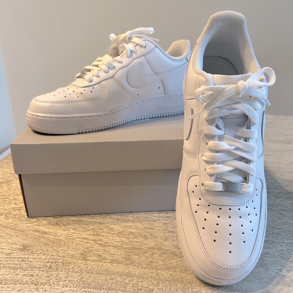 Nike Air Force One white size 10 good condition only worn twice